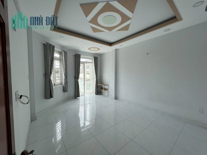 Bán nhà Bình Tân đường số 18B, HXH, 5 tầng, 6PN, 4WC, dòng tiền 17tr, chỉ 6,1 tỷ.