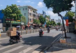 Bán nhà Tân Phú dòng tiền 200tr, 5x28, 8 tầng, gần Đầm Sen, giá 40 tỷ TL.