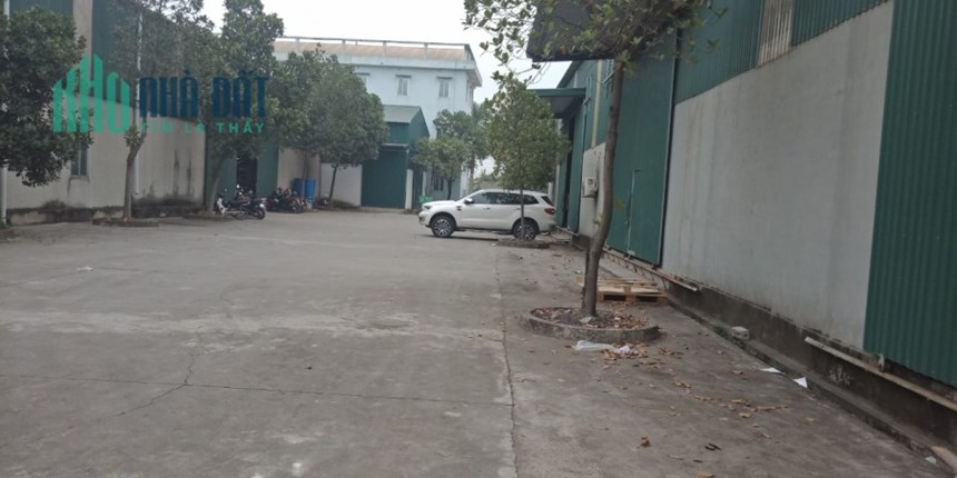 Công ty tôi cho thuê gấp 450-900m kho xưởng ở cụm CN phú Nghĩa, Chương Mỹ, giá 60k/m.LH 0904163992