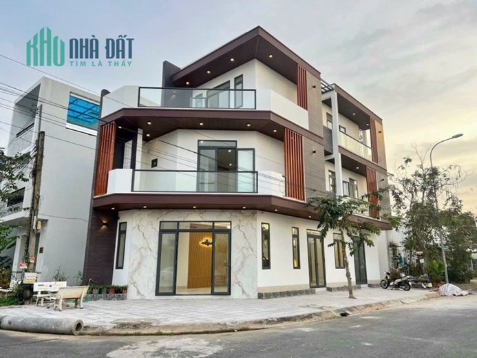 Nhà bán mới góc 2 mặt tiền, 4 phòng ngủ cái răng cần thơ