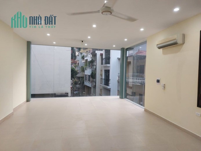 Nhà 95m Mặt Tiền 6m. Xây 5 Tầng Kiên Cố Chắc Chắn. Mặt Ngõ Ô Tô Tránh. Chủ Thiện Chí Bán Nhanh.