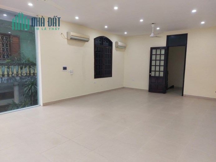 Nhà 95m Mặt Tiền 6m. Xây 5 Tầng Kiên Cố Chắc Chắn. Mặt Ngõ Ô Tô Tránh. Chủ Thiện Chí Bán Nhanh.
