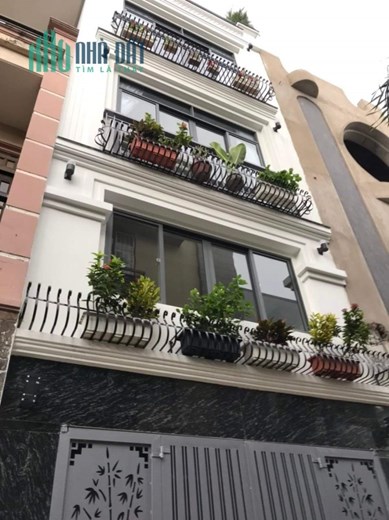 BÁN BIỆT THỰ CỖ NGANG KHỦNG 8M .ĐƯỜNG DƯƠNG QUẢNG HÀM GÒ VẤP. GIÁ TỐT.