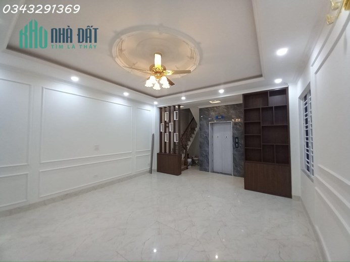 55m 7 Tầng Lô Góc Phố Hoàng Hoa Thám. Nhà Thang Máy Gần Ô Tô Giá Đầu Tư. Chủ Cần Bán Gấp.