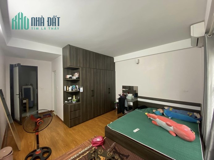 Bán nhà Mặt phố Nghi Tàm, Tây Hồ Ô tô 4 làn Vỉa hè đẹp Kinh doanh tốt 3.7 Tỷ
