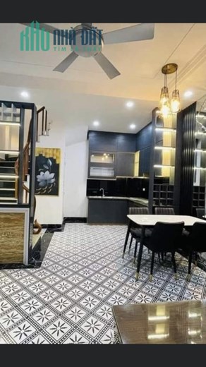 NHA VŨ TRỌNG PHỤNG, THIẾT KẾ HIỆN ĐẠI, 5 TÂNG 3 NGỦ, MỚI ĐẸP XỊN XÒ, NGÕ NÔNG GẦN PHÓ , CHỈ HƠN  4
