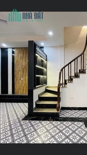 NHA VŨ TRỌNG PHỤNG, THIẾT KẾ HIỆN ĐẠI, 5 TÂNG 3 NGỦ, MỚI ĐẸP XỊN XÒ, NGÕ NÔNG GẦN PHÓ , CHỈ HƠN  4