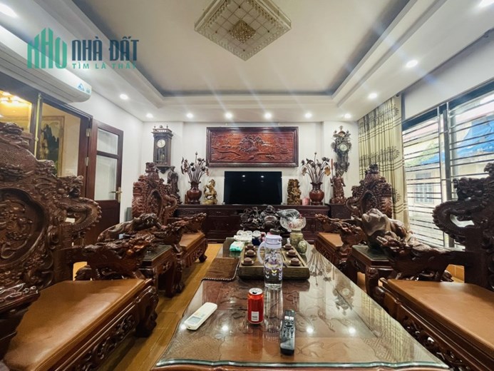 Mặt phố Thái Thịnh,100m2, 9T thang máy, ô tô tránh, kinh doanh - full nội thất giá 24,x tỷ