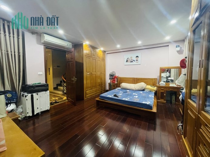 Mặt phố Thái Thịnh,100m2, 9T thang máy, ô tô tránh, kinh doanh - full nội thất giá 24,x tỷ