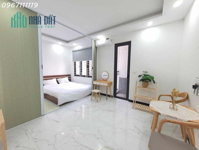 CCMN ĐỘI CẤN, 104M2, 8 TẦNG THANG MÁY, 22 PHÒNG CAO CẤP, DÒNG TIỀN 2 TỶ