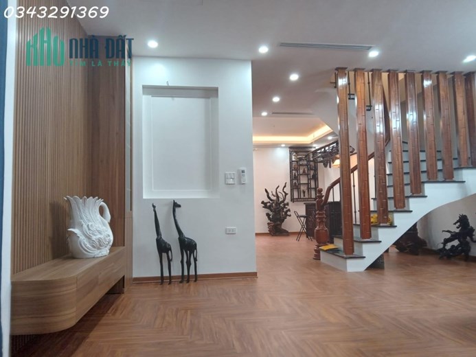 75m 7 Tầng Mặt Tiền 6m Phố Đào Tấn Trung Tâm Ba Đình. Hàng Xóm Lotte. Chủ Cần Bán Gấp Trong Tháng