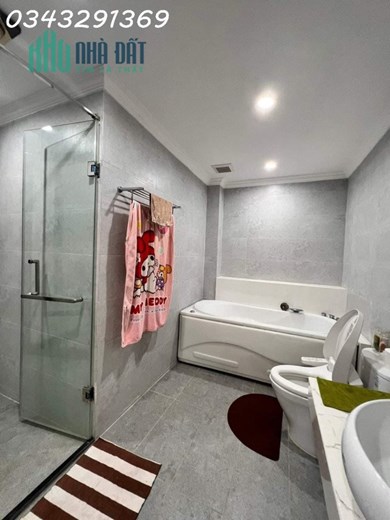 102m Mặt Tiền 7.5m Phố Giang Văn Minh Ba Đình. Chủ Tự Xây Cực Đẹp.Chủ Cần Bán Nhanh