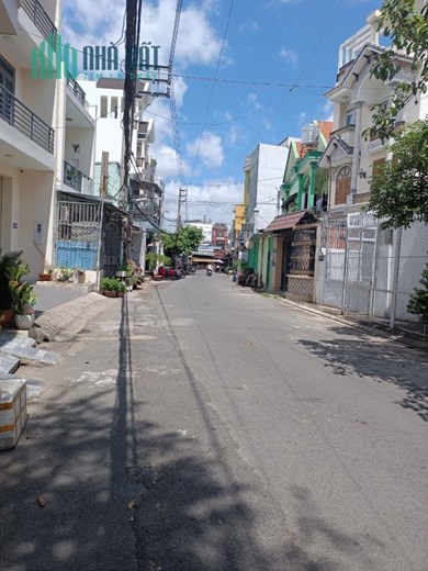 Bán nhà Âu Cơ Tân Phú 50m2 1 trệt 2 lầu chỉ 5,3 tỷ thương lượng,