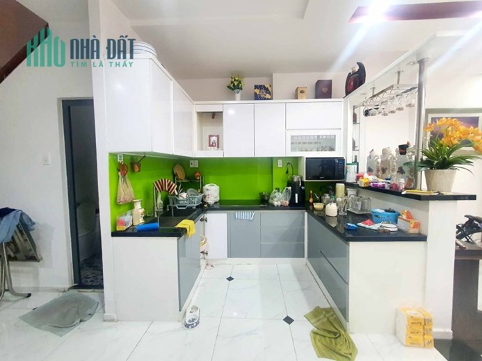 Bán nhà Âu Cơ Tân Phú 50m2 1 trệt 2 lầu chỉ 5,3 tỷ thương lượng,