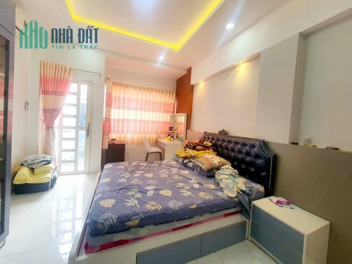 Bán nhà Âu Cơ Tân Phú 50m2 1 trệt 2 lầu chỉ 5,3 tỷ thương lượng,