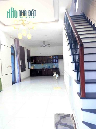 Bán Biệt Thự Gần Vạn Phúc City, Hiệp Bình Phước, Thủ Đức 150m2, N 6m Lô Góc 3 Mặt Tiền Hẻm Xe Tải