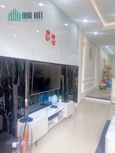 BÁN BIỆT THỰ 3 TẦNG VIEW SÔNG – HIỆP BÌNH CHÁNH – 155M2 – GIÁ 7.8 TỶ. TL