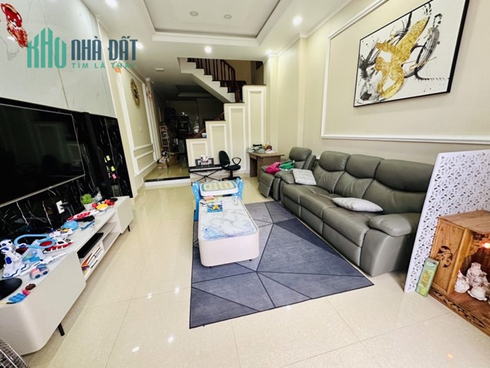 BÁN BIỆT THỰ 3 TẦNG VIEW SÔNG – HIỆP BÌNH CHÁNH – 155M2 – GIÁ 7.8 TỶ. TL