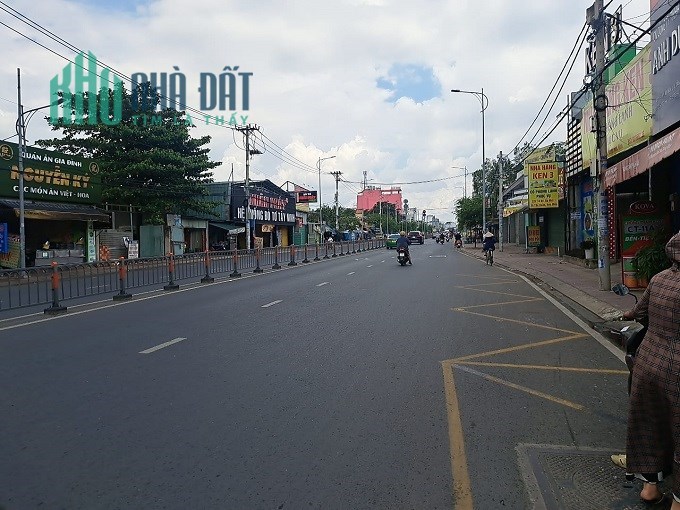 Nhà mặt tiền kinh doanh đa ngành Tô Ký, Tân Xuân, Hóc Môn, 37m2, 2 tầng, 4.2 tỷ.