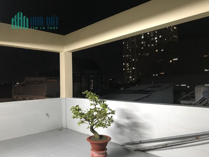 Q7 Lâm Văn Bền, nhà dt rộng vị trí đẹp giá tốt xe hơi đỗ cửa chưa tới 10 tỷ, khu dân cư sầm uất,