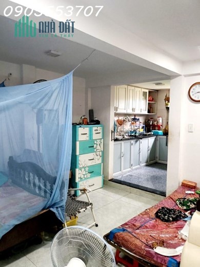 BÁN nhanh nhà 2 mặt kiệt, 2 tầng đẹp kiên cố, dt 57m2, có 3 P. Ngủ, cách đường chính 100m, Giá sập