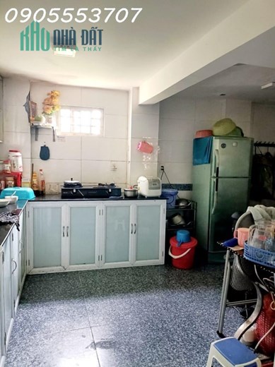 BÁN nhanh nhà 2 mặt kiệt, 2 tầng đẹp kiên cố, dt 57m2, có 3 P. Ngủ, cách đường chính 100m, Giá sập