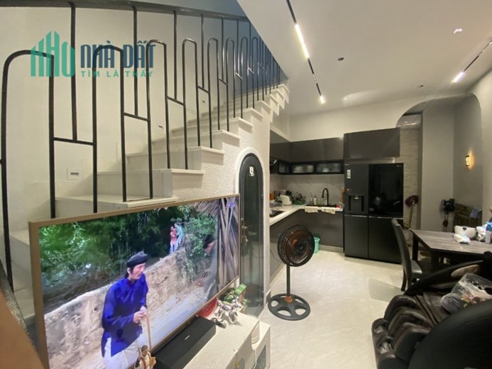 Bán nhà HXH Tây Thạnh, TP 40m2 3T 2PN 3WC vị trí trung tâm giá chỉ 5tỷxx