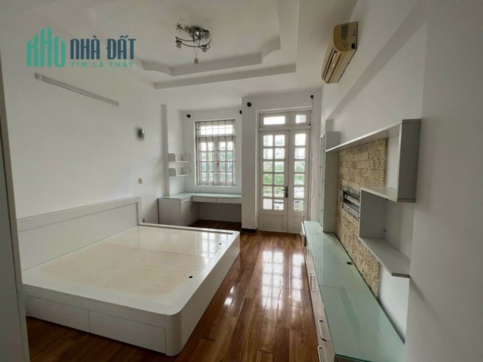 Nhà Nguyên căn Hẻm 588 Huỳnh Tấn Phát, P.Tân Phú, Quận 7