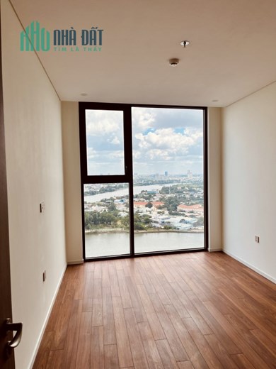 Cho thuê hoặc bán căn 3 phòng ngủ - Thảo Điền Green, quận 2.