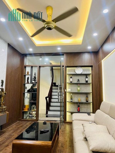 Bán nhà Phan Đình Giót Hà Đông. 33m2, mt 3.5m, 5 tầng mới, giá 4.15 tỷ, ô tô đỗ cửa, nội thất nhập