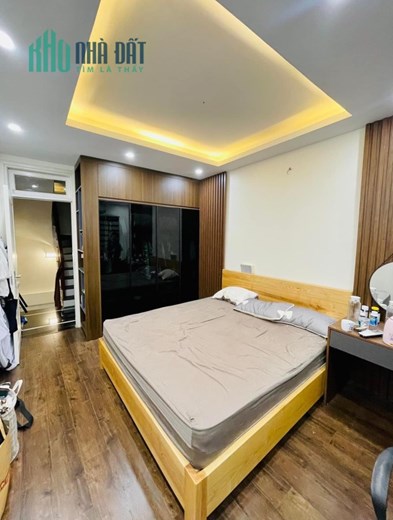 Bán nhà Phan Đình Giót Hà Đông. 33m2, mt 3.5m, 5 tầng mới, giá 4.15 tỷ, ô tô đỗ cửa, nội thất nhập