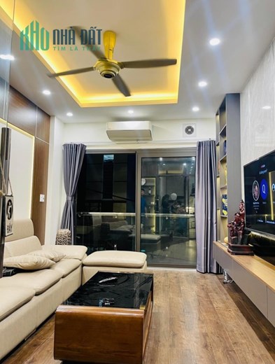 Bán nhà Phan Đình Giót Hà Đông. 33m2, mt 3.5m, 5 tầng mới, giá 4.15 tỷ, ô tô đỗ cửa, nội thất nhập