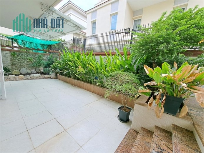 Cho thuê biệt thự Sala Thủ Thiêm Saroma Villa Quận 2 view công viên sinh thái