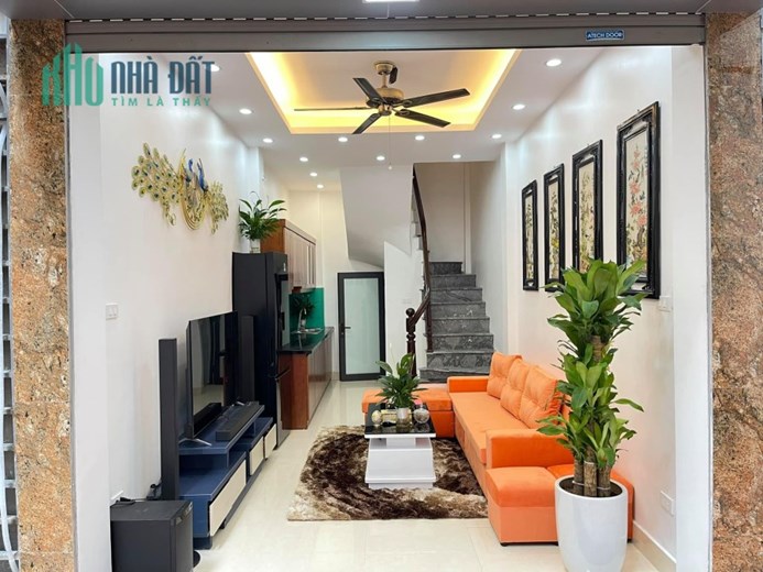CHỈ 3.x TỶ!!KHU ĐÔ THỊ RESCO CỔ NHUẾ-SÂN RIÊNG-NỘI THẤT XỊN-SỔ NỞ HẬU