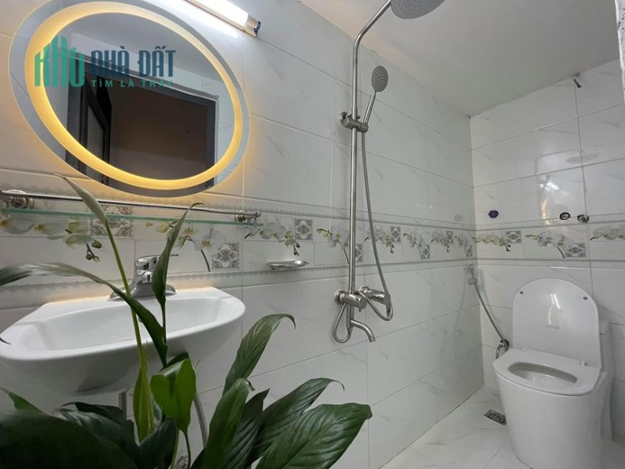CHỈ 3.x TỶ!!KHU ĐÔ THỊ RESCO CỔ NHUẾ-SÂN RIÊNG-NỘI THẤT XỊN-SỔ NỞ HẬU