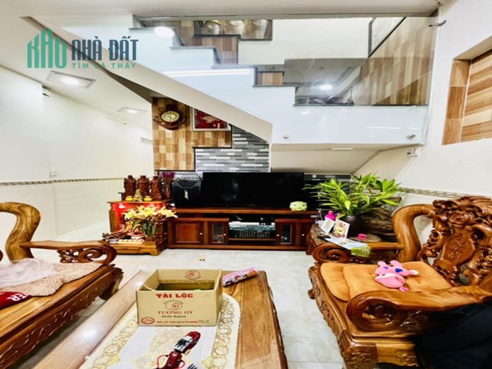 VỊ TRÍ ĐẸP, HXH TRÁNH NGAY NGUYỄN ẢNH THỦ Q12, 76M2, 2 TẦNG, 3 PN, KHÔNG LỘ GIỚI, NHÀ ĐẸP Ở NGAY.