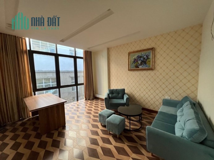 Nhà 75m Mặt Tiền 6m Giá Nhỉnh 10 Tỷ. Ô Tô Vào Nhà. An Ninh Tôt. Chủ Thiện Chì Cần Bán Nhanh.