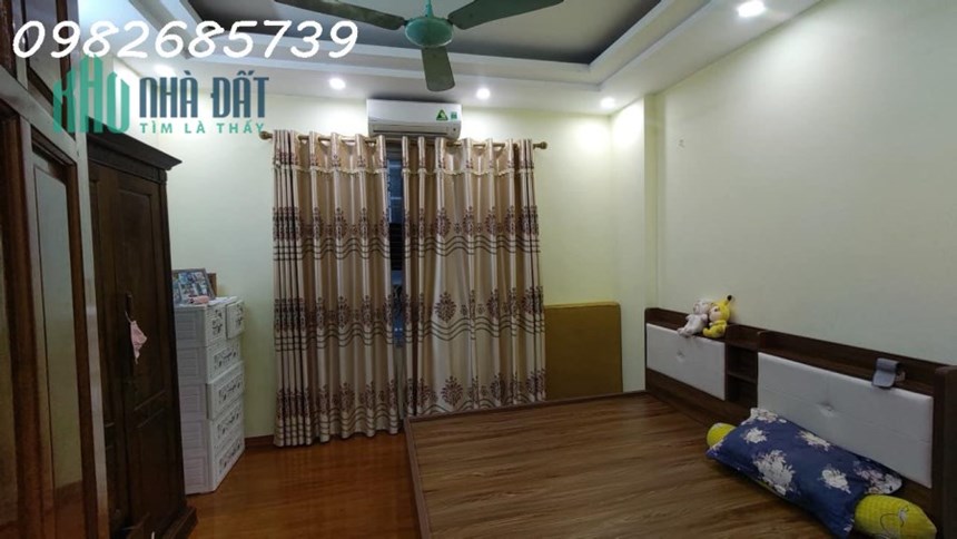 Mua bán nhà đất Phạm Ngọc Thạch, Chùa Bộc Đống Đa 45m*5T 6,x tỷ full nội thất nhà đẹp