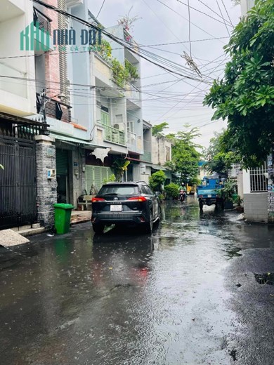 Bán nhà HXH Lê Văn Sỹ ngay nhà thờ Ba Chuông, DT: 6.2x18m, sổ vuông, 3 Tầng, 14.9 tỷ