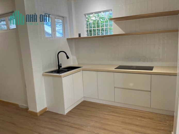 Nhà 4 tầng Bùi Hữu Nghĩa, nhỉnh 4 tỷ, chợ Bà Chiểu, giáp Q1