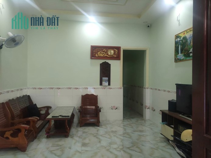 Bán nhà Lê Văn Quới hxh 1 xẹt, 4 tầng 4x15, 5PN, 4WC chỉ 6.9 tỷ.