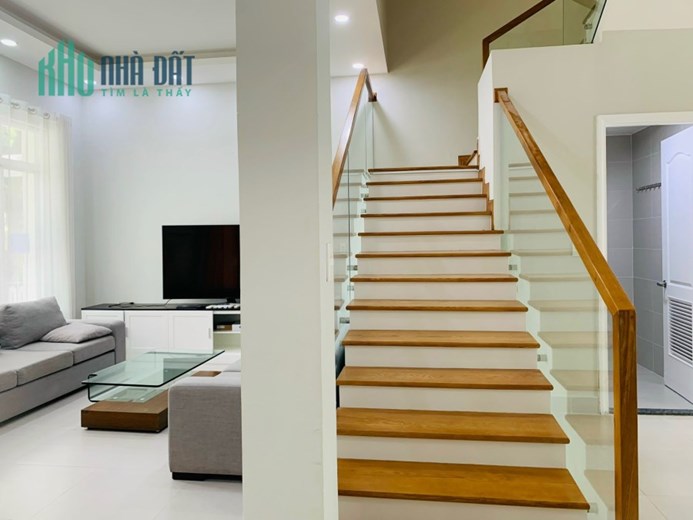 CẦN CHO THUÊ BIỆT THỰ MỸ GIANG  ngôi nhà mới mẻ 4PN giá bèo