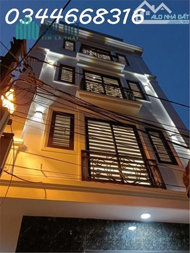 Nhà Việt Hưng, gần ô tô, sau big C Long Biên 50m2 giá 3.9 tỷ mới cứng
