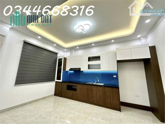 Nhà Việt Hưng, gần ô tô, sau big C Long Biên 50m2 giá 3.9 tỷ mới cứng