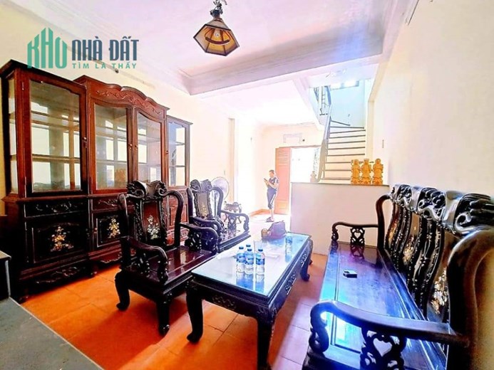 THANH XUÂN- NHÀ ĐẸP - GARA - Ô TÔ  TRÁNH   - KINH DOANH ĐỈNH -DT 38M x 5T , MT 4M  GIÁ 6,3 TỶ