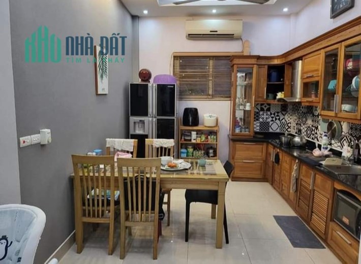 Nhà Trần Bình Cầu Giấy, 2 thoáng 42m, Mt 4m nhỉnh 6 tỷ 0343564283