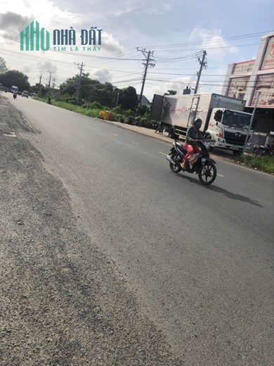 Chính Chủ Cần Cho Thuê 1200m2 Đất Mặt Tiền Kinh Doanh.