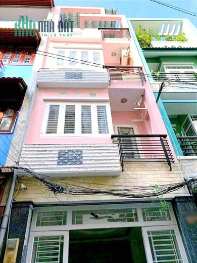 Nhà thuê 4 tầng hẻm xe hơi Cao Đạt P1Q5 giá 22tr /tháng