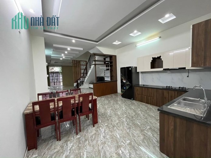 Bán nhà 3 tầng ở KĐT Phước Long A, Nha Trang