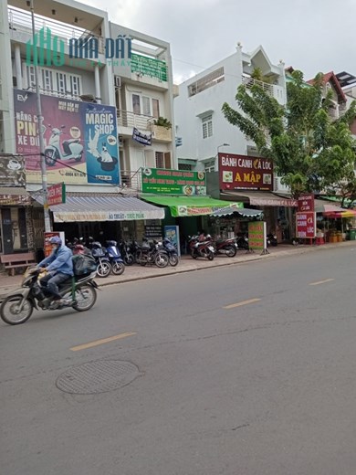 Cho thuê nhà 1 trệt 3 lầu tại mặt tiền đường Bình Lợi, Phường 13, Quận Bình Thạnh